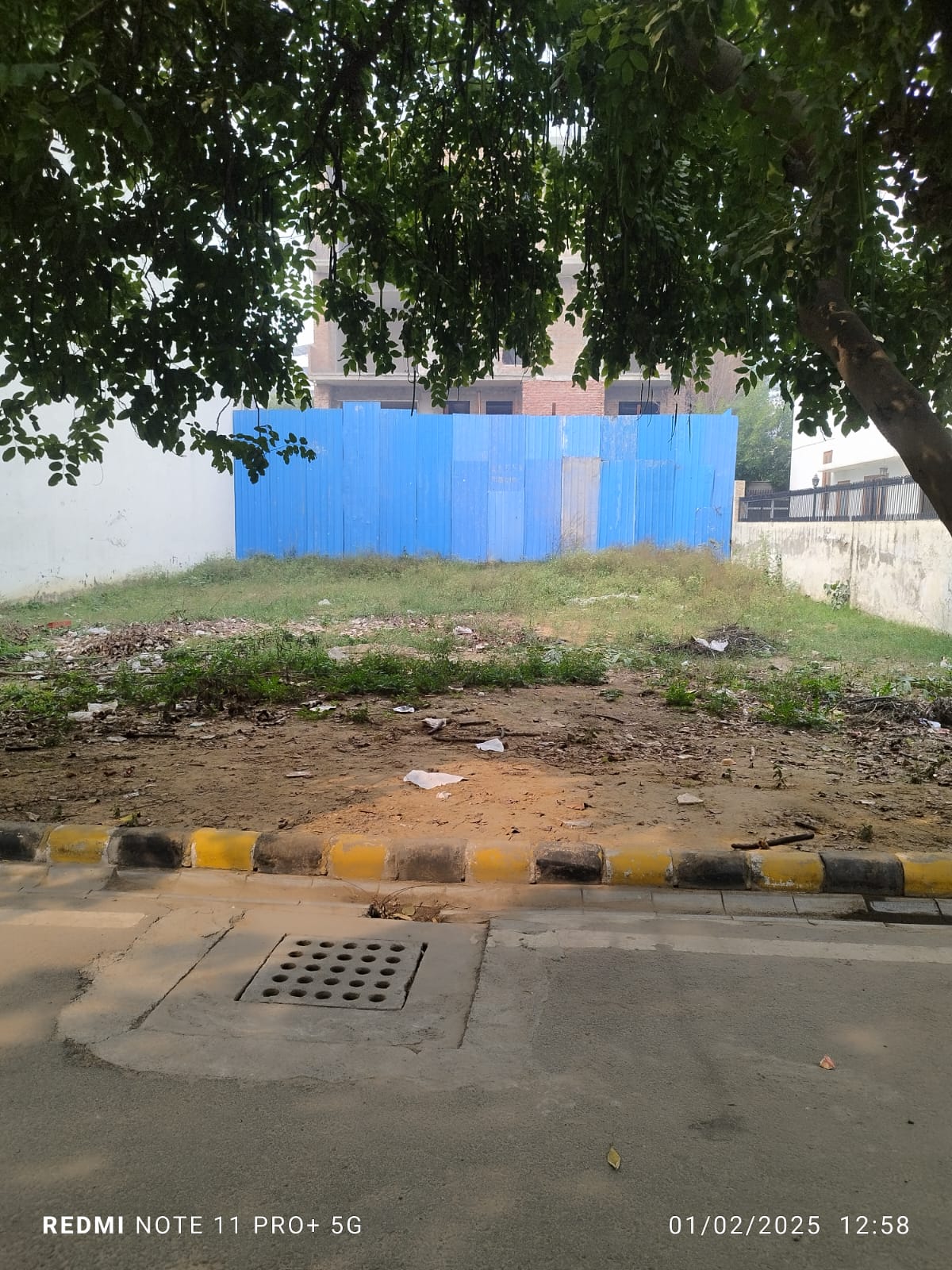  276 Sq.Yards. Plot/Land In Suncity Sector 54, Gurgaon.
